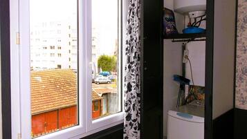 1 habitación, wifi gratis y ropa de cama