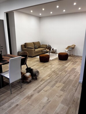 TV - Aux Portes de Monaco (Roquebrune-Cap-Martin)
