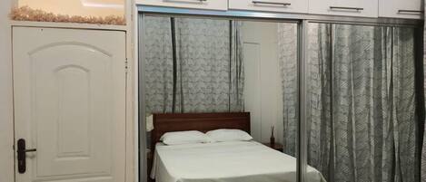 Apartment | 1 bedroom, iron/ironing board, free WiFi, bed sheets