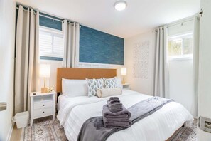 3 chambres, bureau, fer et planche à repasser, Wi-Fi gratuit