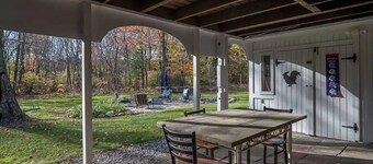 10 - Cozy 3B2Ba Home with huge backyard