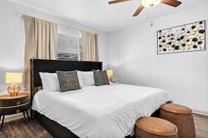 1 bedroom, desk, iron/ironing board, WiFi