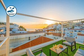 Property grounds - Apartment w/ Terrace and Sea View in Carvoeiro (Carvoeiro)