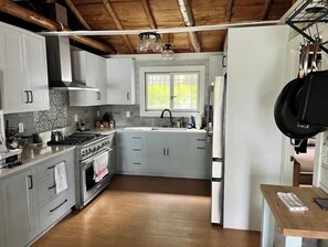 Kühlschrank, Ofen, Geschirrspüler, Toaster