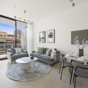 Apartment | 2 bedrooms - Binghatti Crescent - 213 2BR (Dubai)