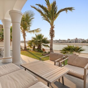 House | 5 bedrooms - Garden Home Frond M - Villa 48 5BD (Dubai)