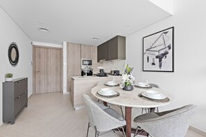 Apartment - Oxford 212 - 303 2BD (Dubai)