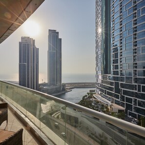 4 bedrooms - Dorra Bay - 1604 4BD (Dubai)