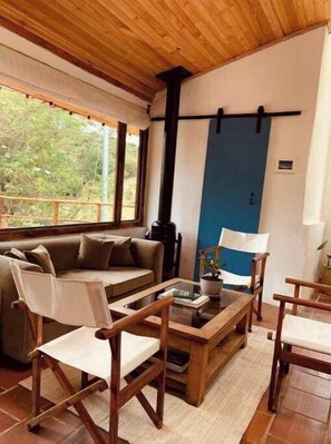 Living area - Casa Abrigo (Vereda Canavita)