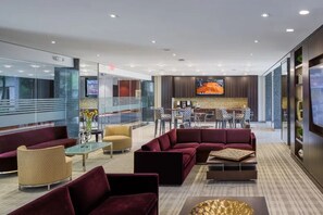 Lobby - Wonderful Apt Crystal City with Gym (Arlington)