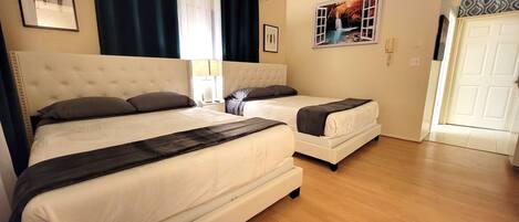 1 bedroom, desk, iron/ironing board, WiFi
