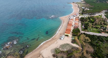 Relaxing Residence Baia dei Mirti B4 1 Bedroom Apartment Sleeps 4 -bilo 4