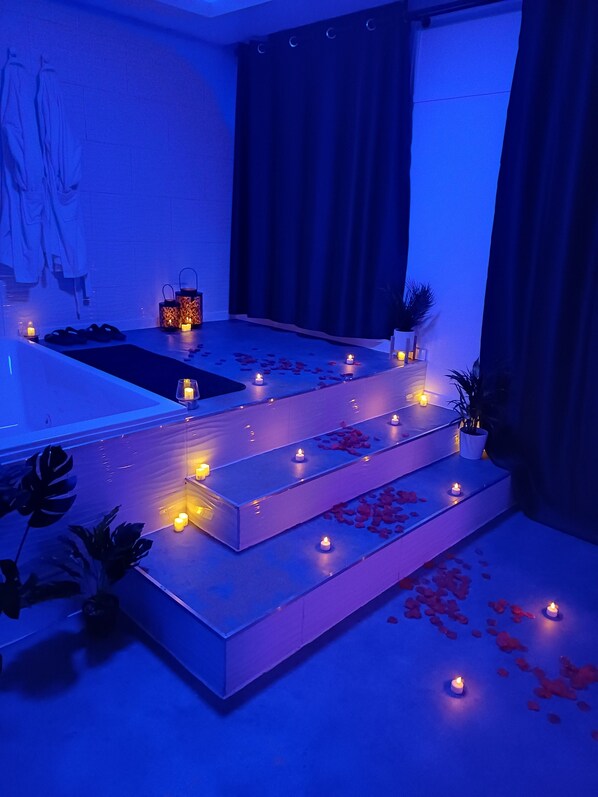 Spa - Appartement Loveroom (Mantes-la-Ville)