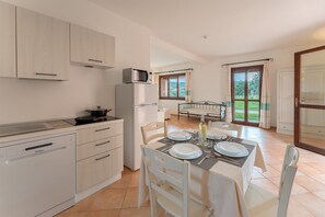 Apartamento, varanda | Opções para refeição