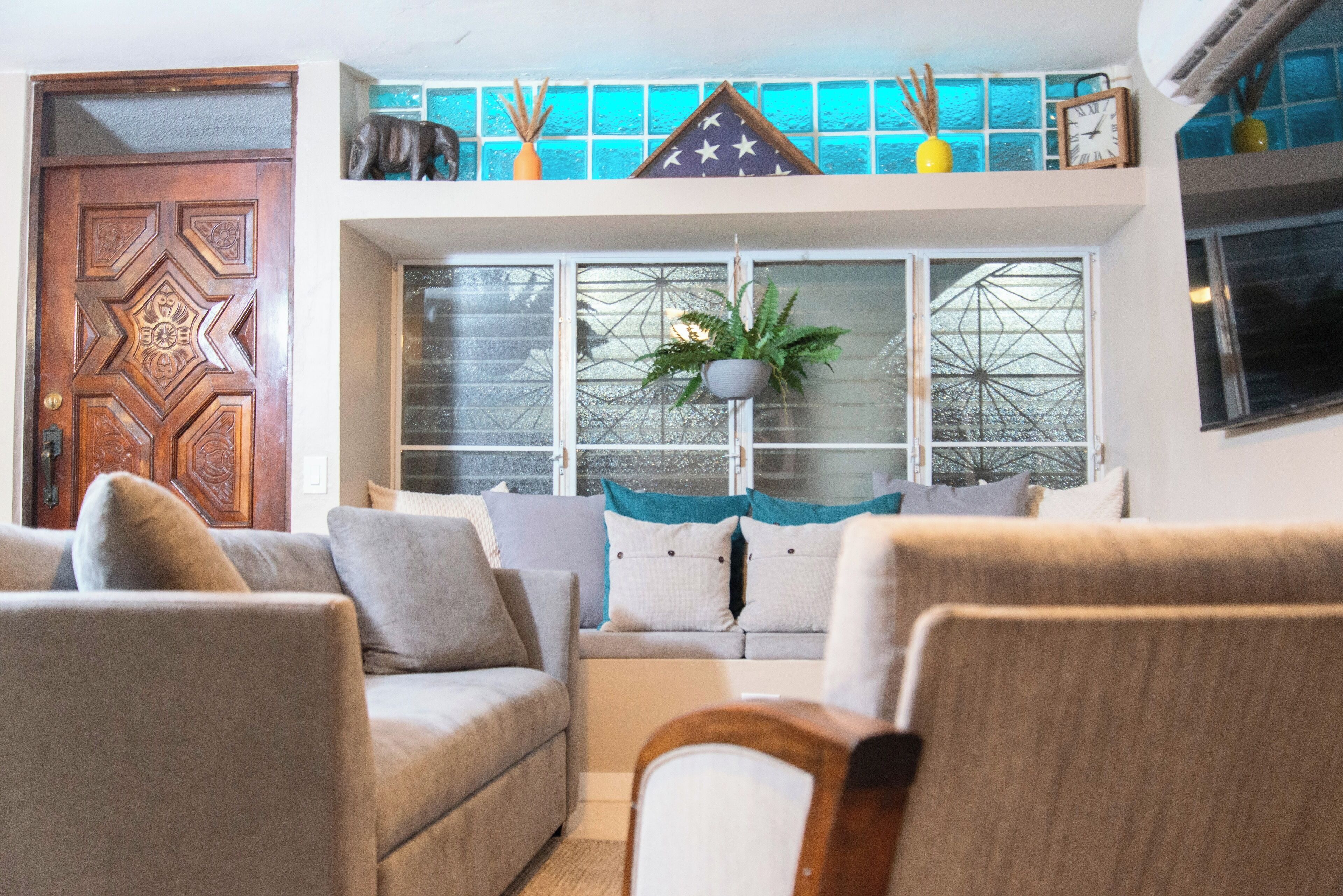 Hip Coastal Solar Home | Sleeps 12, Sju/beach - Puerto Rico