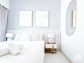 2 bedrooms, iron/ironing board, free WiFi, bed sheets - Luxurious Burj Royale 2B Full Burj Khalifa view (Dubai)