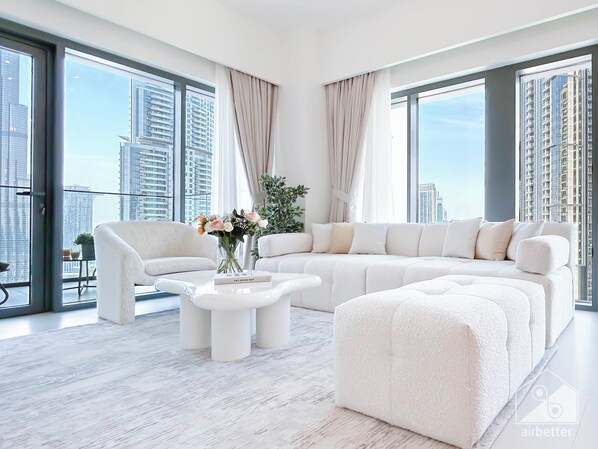 Living area - Luxurious Burj Royale 2B Full Burj Khalifa view (Dubai)