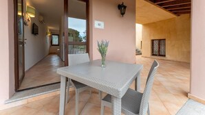 Apartment, 1 Bedroom, Patio | Outdoor dining