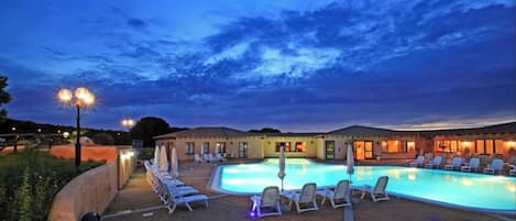 Apartment, 1 Bedroom, Patio | Pool | Outdoor pool