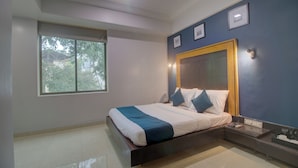 Unclassified image, 4 of 16, button - OYO SilverKey Hotel Manas Residency (Mumbai)