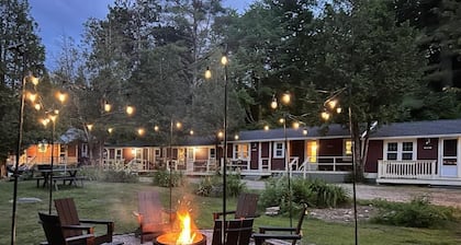 The Aurora Inn & Cottages