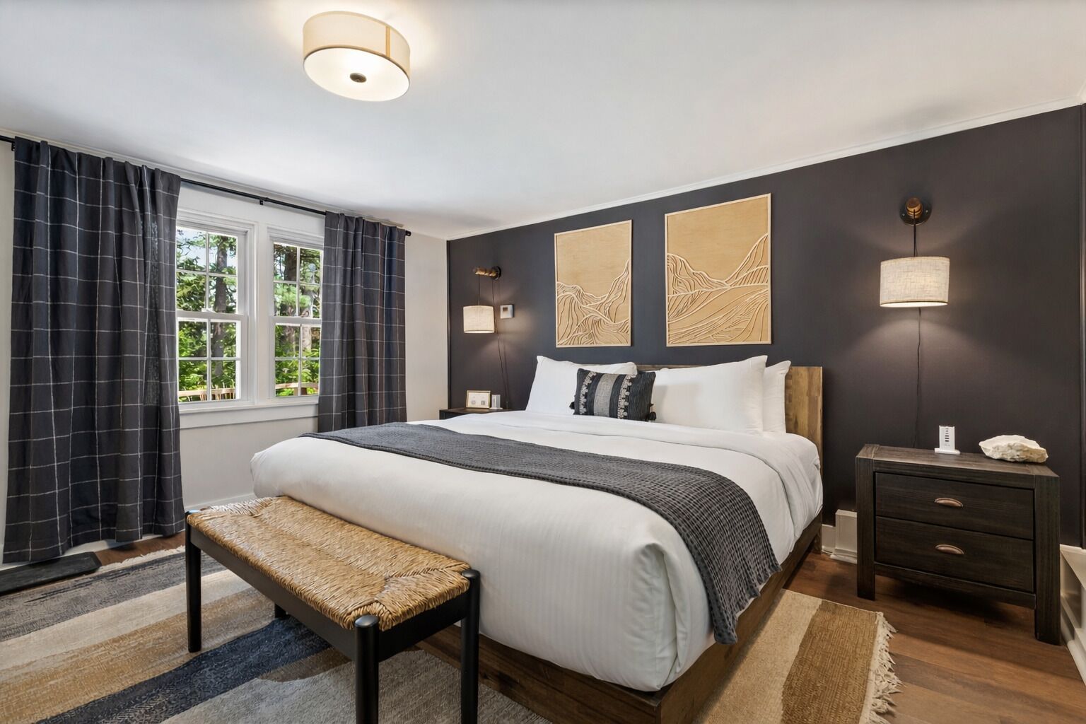 Classic Room, 1 King Bed, Non Smoking