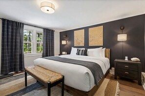 Classic Room, 1 King Bed, Non Smoking | Premium bedding, free WiFi