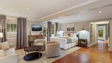 Premium Suite, Multiple Bedrooms, Non Smoking, Mountain View | Premium bedding, free WiFi