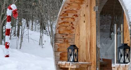 The Aurora Inn & Cottages