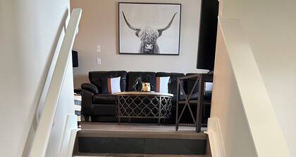 2 bedroom upper level of home in Grande Prairie