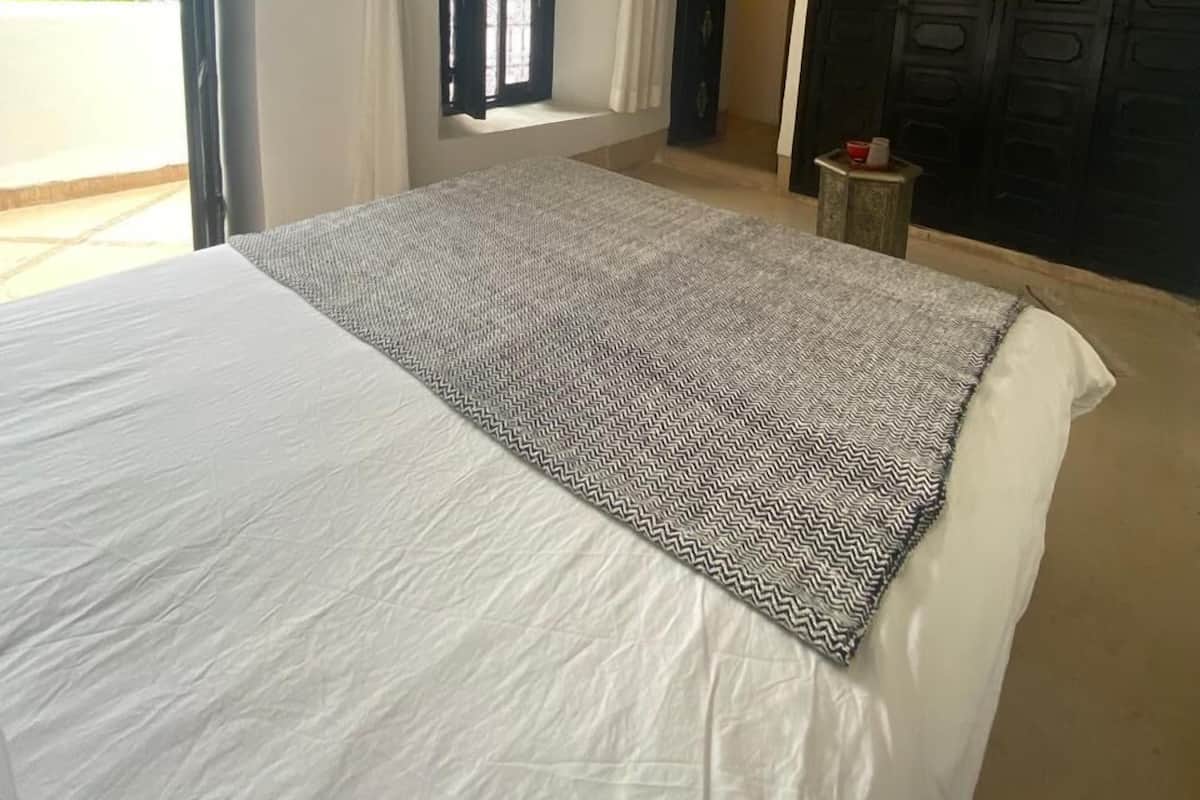 Standard Double Room | 1 bedroom, premium bedding, free WiFi, bed sheets