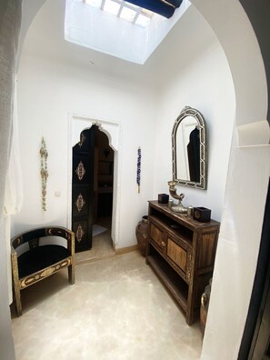 高级套房 | 高档床上用品、免费 WiFi、床单