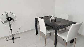 Apartment | Dining