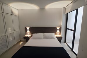 Leilighet | 1 soverom, blendingsgardiner, strykejern/-brett og wi-fi (inkludert)