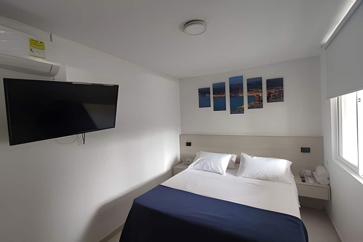 Leilighet | 1 soverom, blendingsgardiner, strykejern/-brett og wi-fi (inkludert)