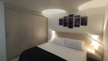 Apartment | 1 bedroom, blackout drapes, iron/ironing board, free WiFi