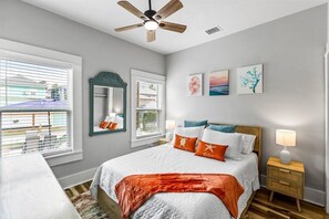 4 Schlafzimmer, Schreibtisch, kostenloses WLAN, Bettwäsche
