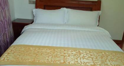 Yuxian Tea Farmer Inn (Taohuatan Scenic Area)