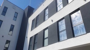Exterior - ALIVE Hotel (Oradea)