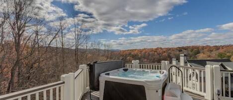 مغطس سبا خارجي