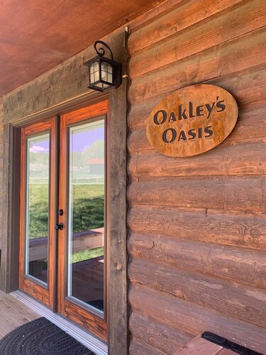 Oakley`s Oasis - Honeymoon Suite