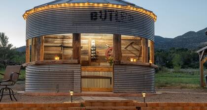 Oakley`s Oasis - Honeymoon Suite