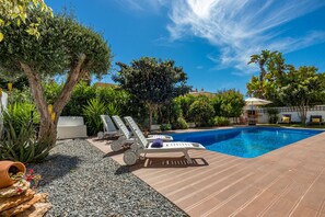 Pool - Villa Sesmarias in Carvoeiro with 4 bedrooms, 3 bathrooms & private pool (Carvoeiro)