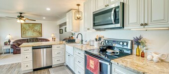 Peaceful Missouri Getaway w/ Valley View & Patio!