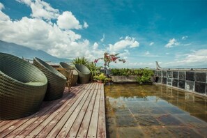 View from property - Free Loop Life Hotel (Dali City)
