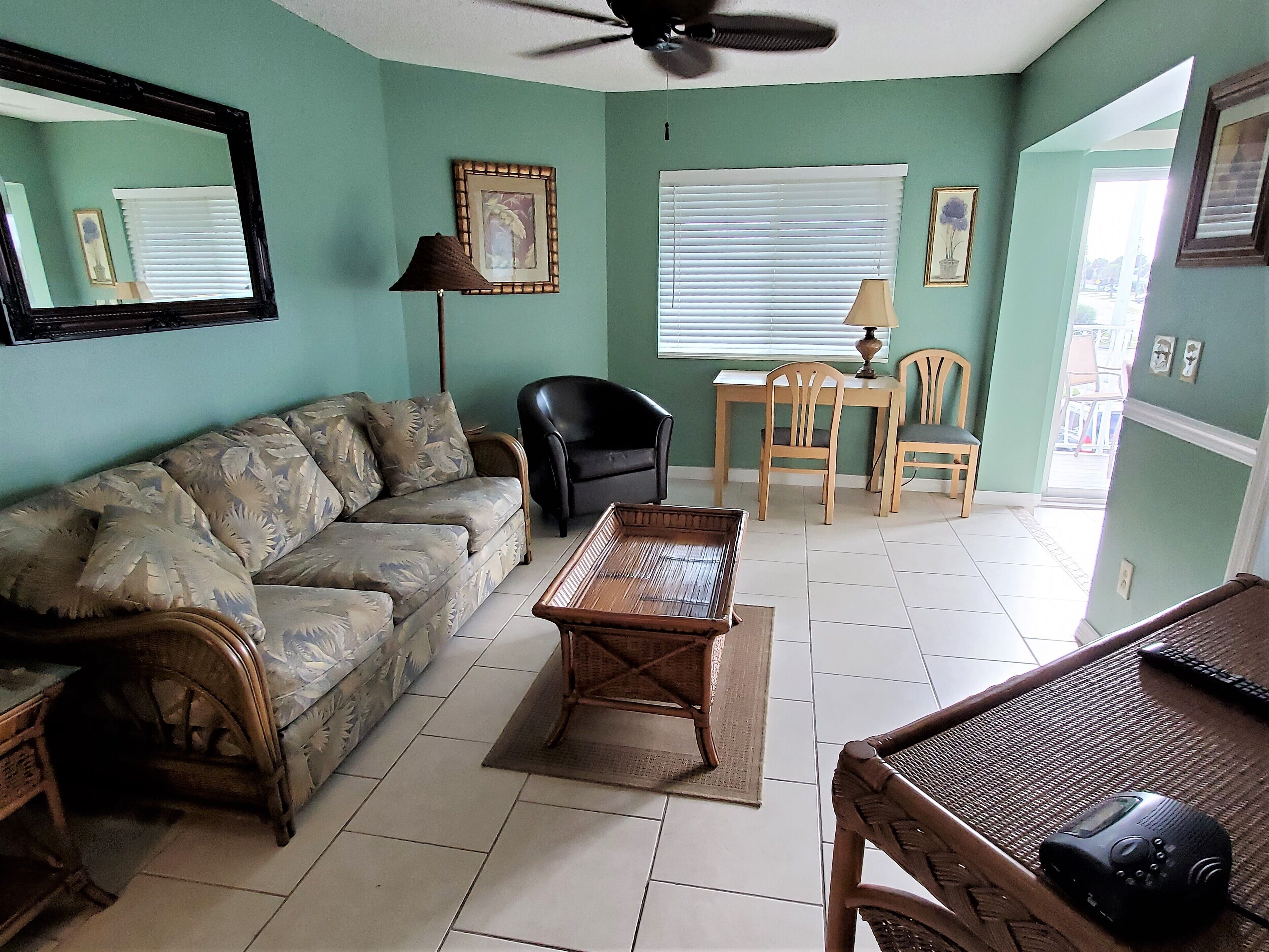 Condo in Oceanfront Complex, Great Oceanview - Sleeps 4 Guests