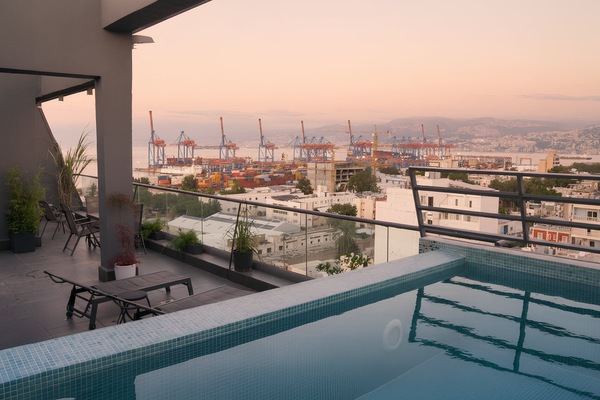 Rooftop pool