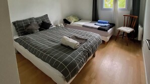 2 Schlafzimmer, Bügeleisen/Bügelbrett, WLAN, Bettwäsche