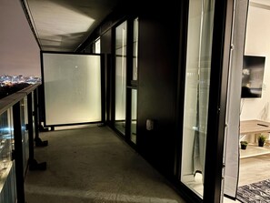 Interior - 2 Bed 2 Bath Brand New Condo (Toronto)