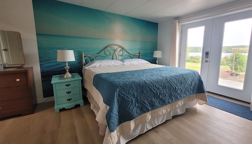 This 2 bedroom, 2 bathroom waterfront property offers fantastic river views!